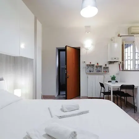 Pastrengo B Flat Milano