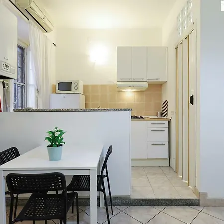 Lejlighed Pastrengo B Flat Milano